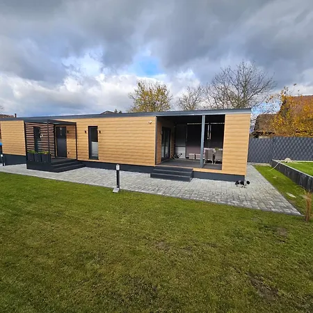 Feriehus Deluxe Lara *